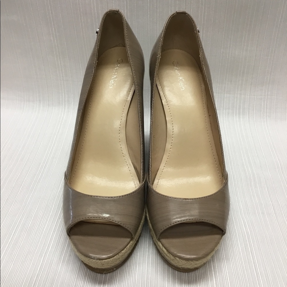 Calvin Klein Exciting Peep Toe Wedge. - Picture 4 of 6